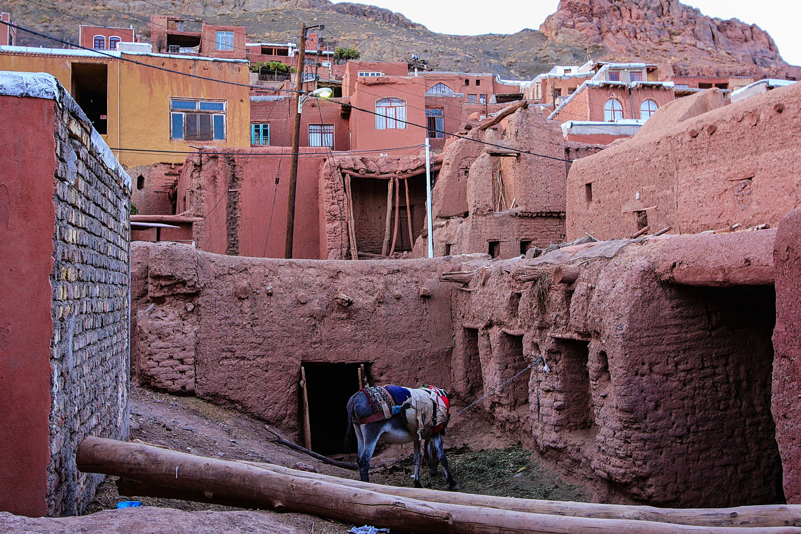 Abyaneh - malerisches Dorf im Karkas-Gebirge