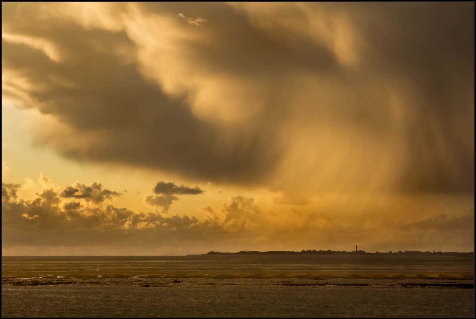 Abziehendes Sommer-Gewitter über Sylt... 