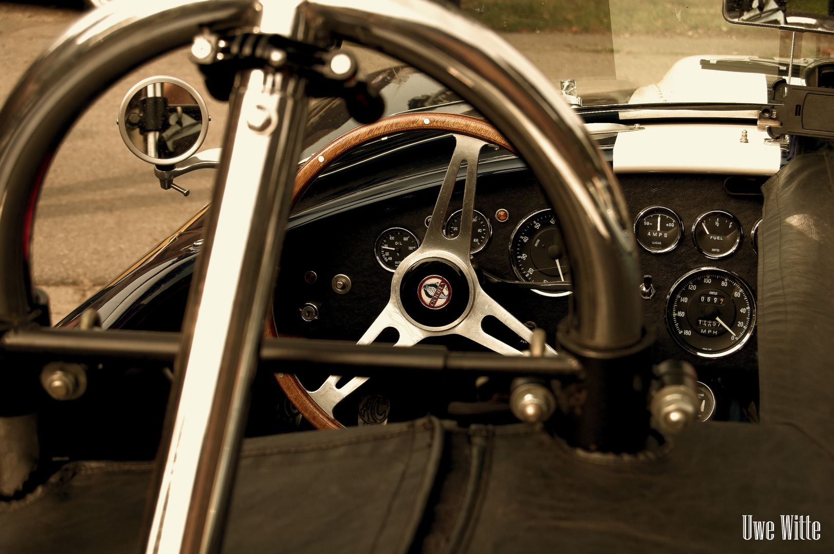 AC Cobra, Interieur. Oldtimer Treffen in Emmerstedt.