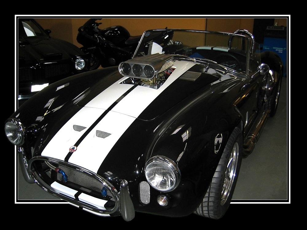 AC Cobra - not supercharged