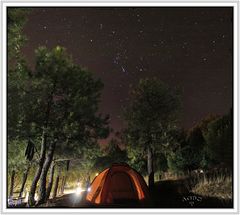 Acampando bajo Orión