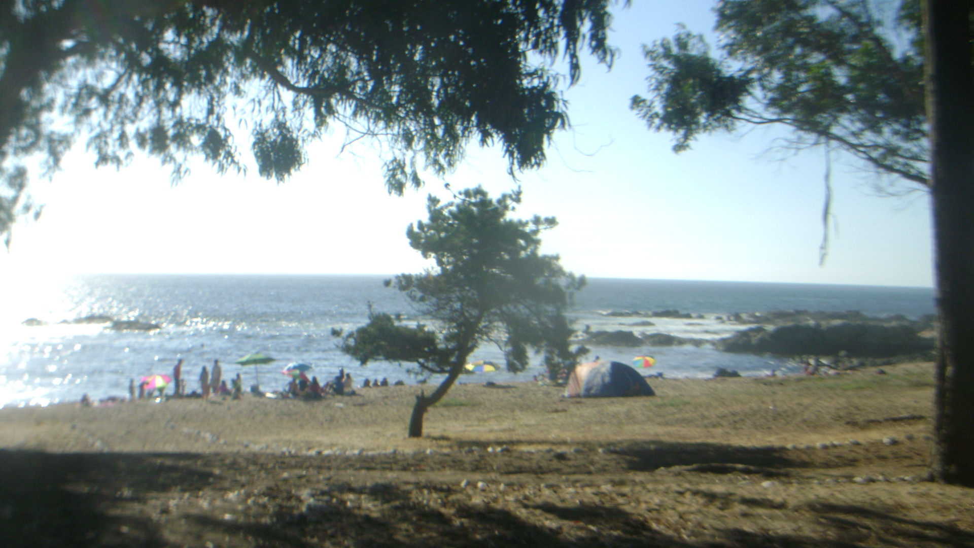 acampando en la playa