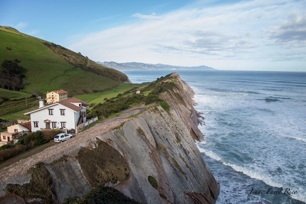 ACANTILADO DE ZUMAIA(GUIPÚZCOA)