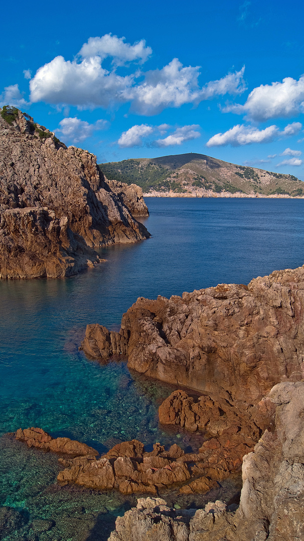 acantilados en cala rajada