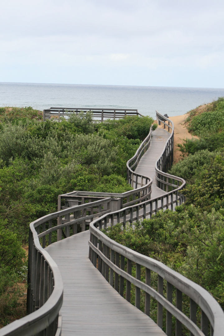 Accès à une plage de l'océan indien non loin de Durban (Afrique du Sud)