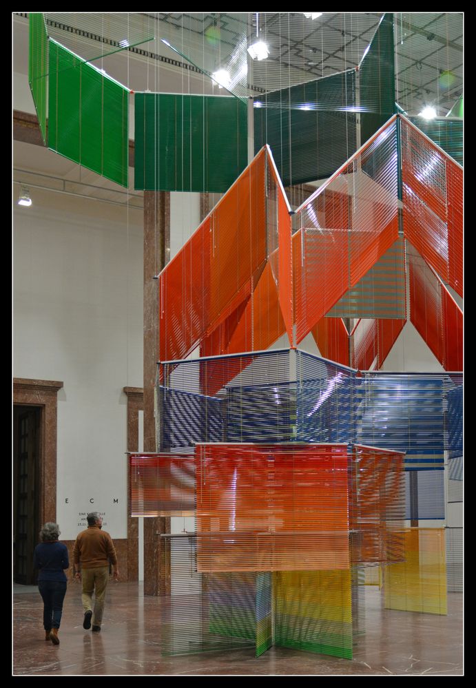 Accommodating the Epic Dispersion - Installation von Haegue Yang im Haus der Kunst - München