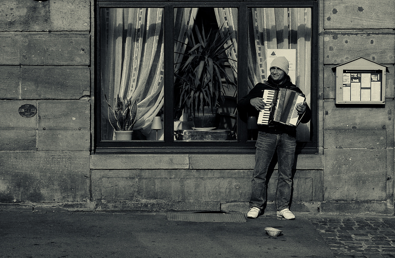 Accordeon player