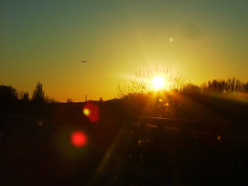 Ach, wie gerne würd´ ich jetzt in den Urlaub fliegen - anstatt Autobahn zu schrubben...