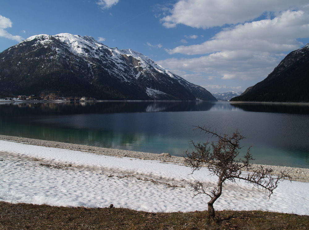 Achensee im April