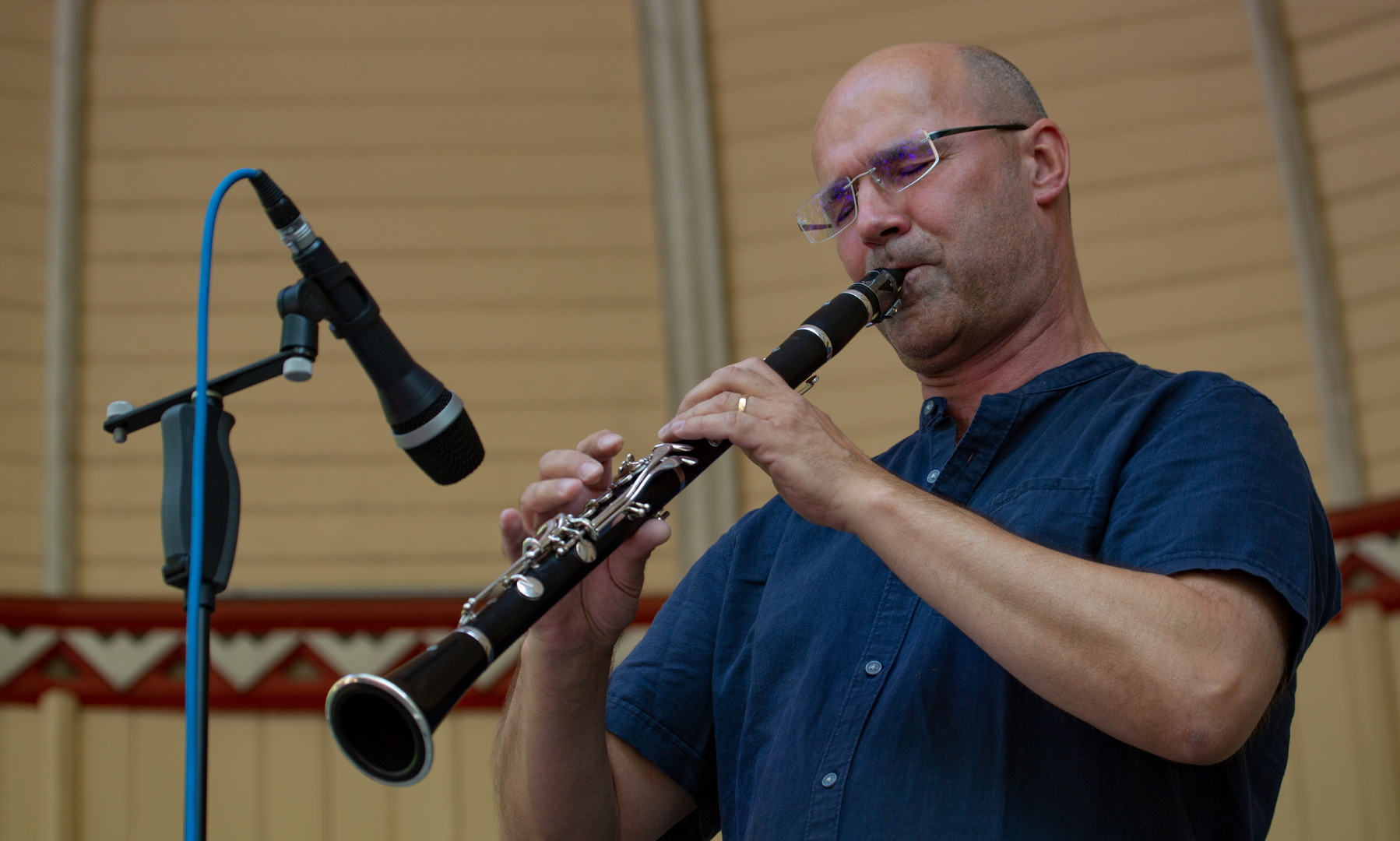 Achim Bohlender mit seiner Klarinette