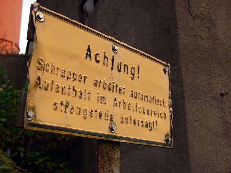 ***ACHTUNG***