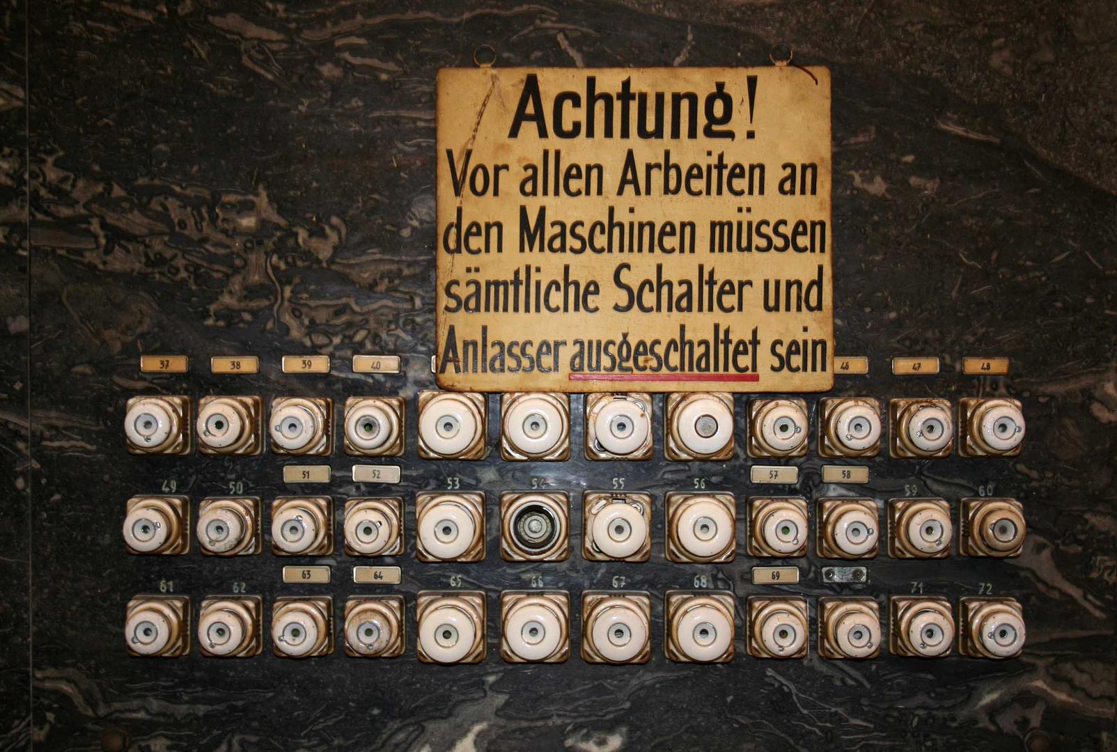 Achtung!