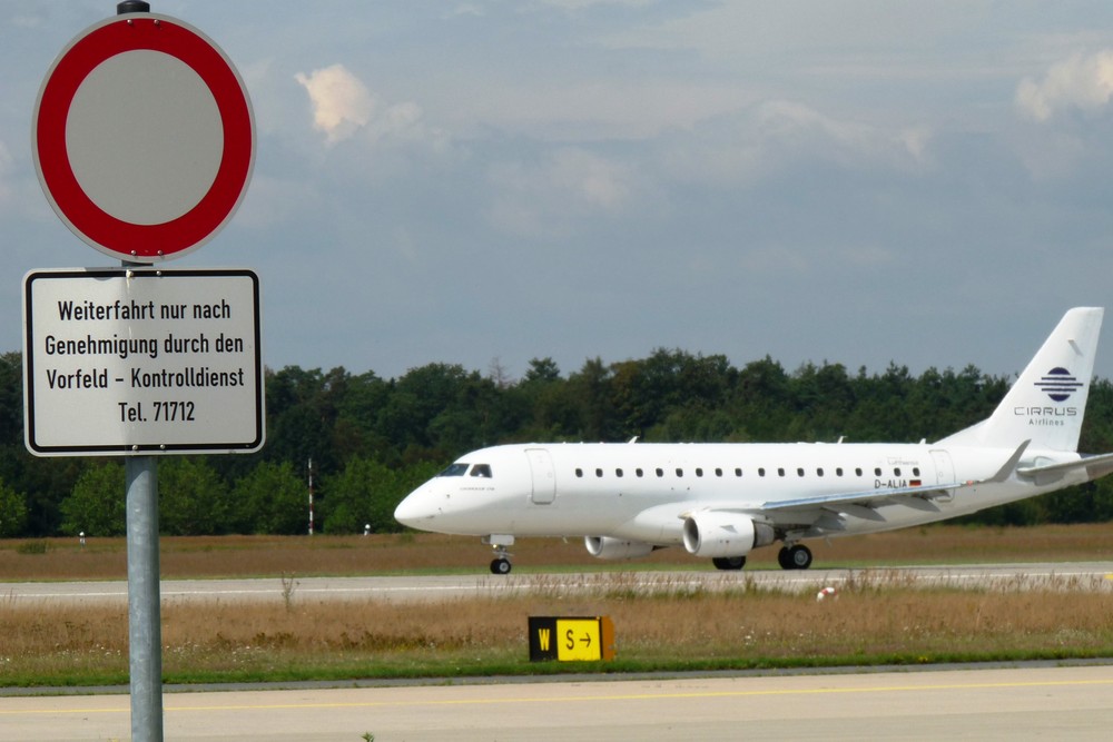 Achtung beschränkte Durchfahrt!