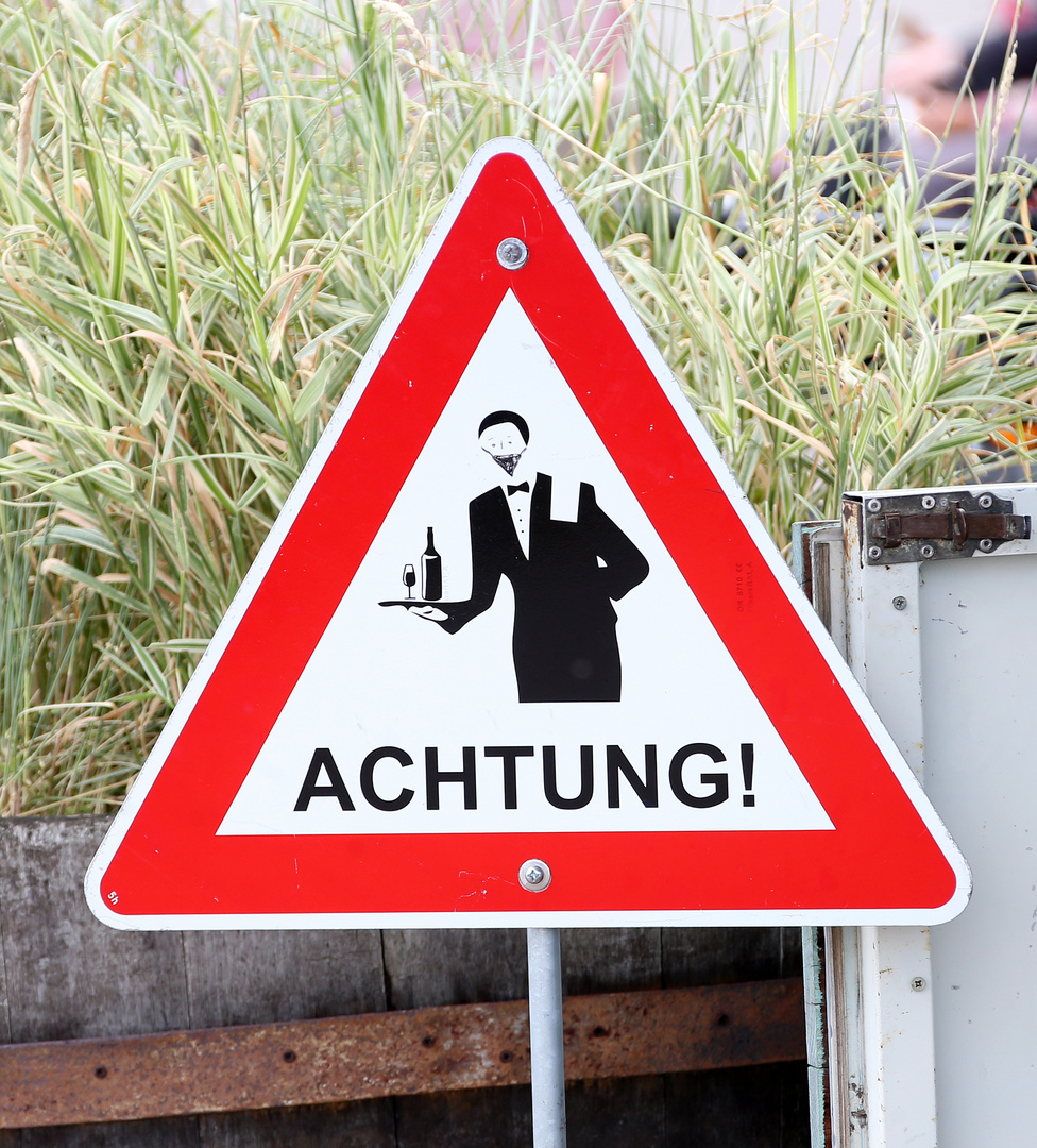 ACHTUNG .....