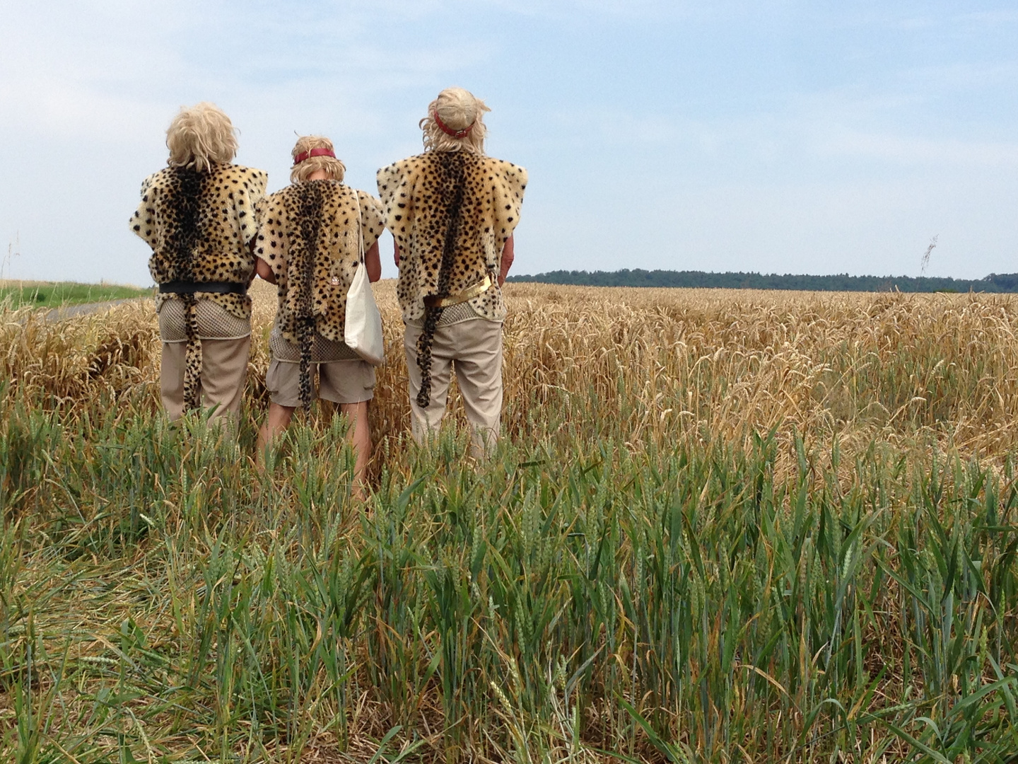 Achtung: freilaufende Leoparden ...