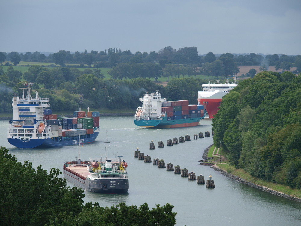 Achtung: Gegenverkehr auf dem Nord-Ostsee-Kanal