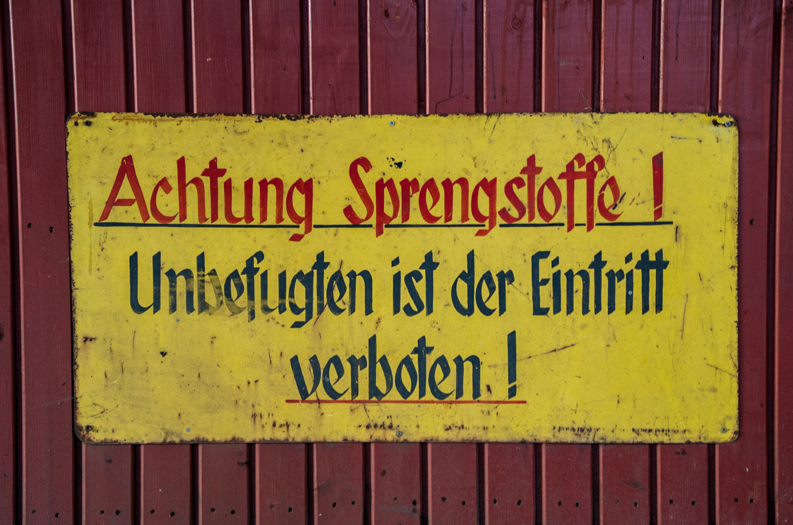 Achtung Sprengstoffe!