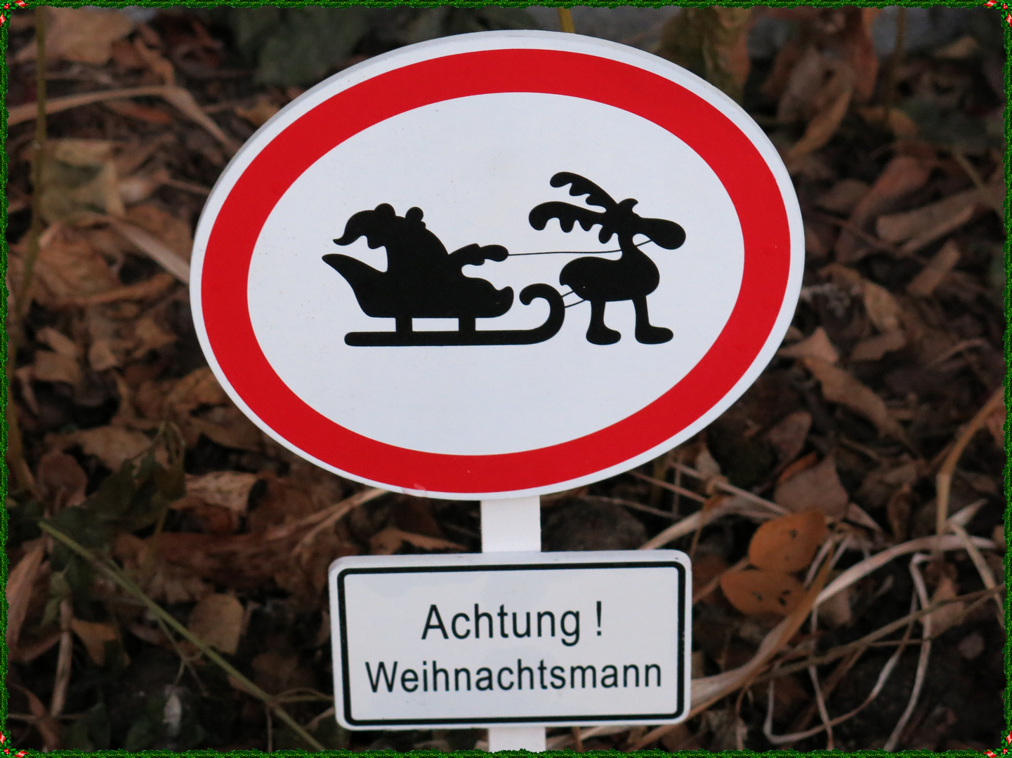 achtung! weihnachtsmann