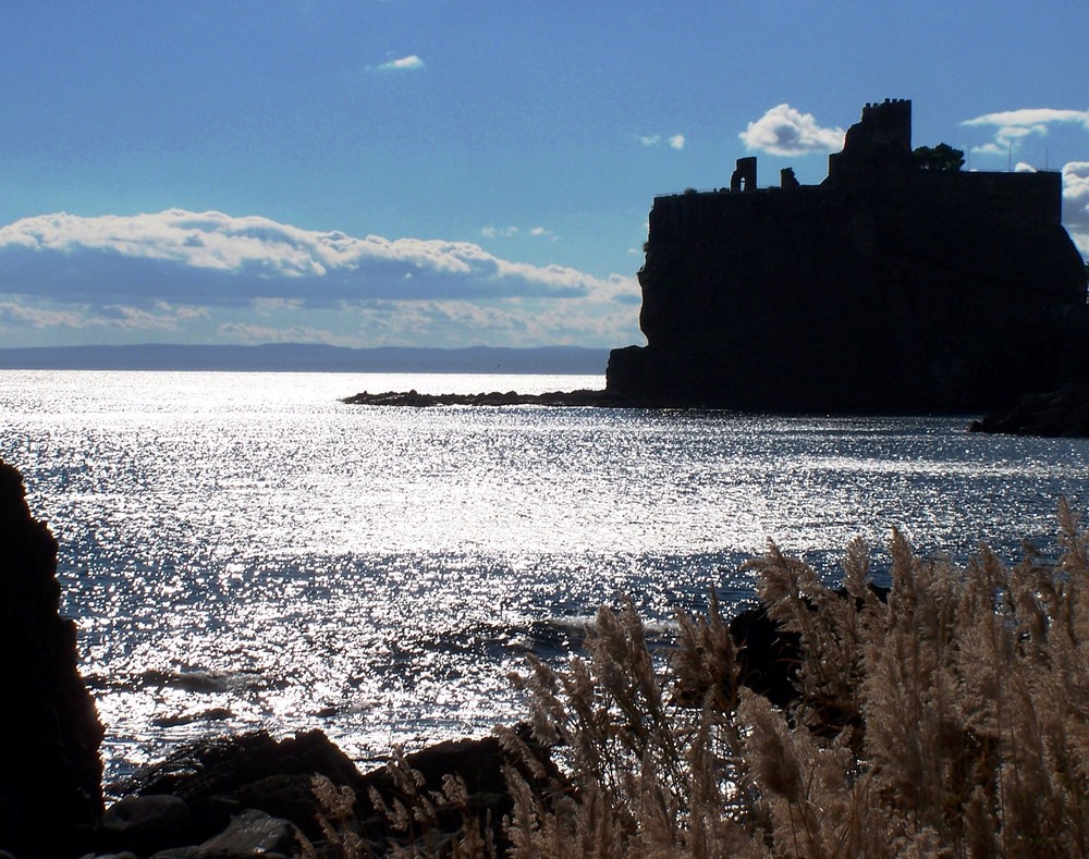 Aci Castello