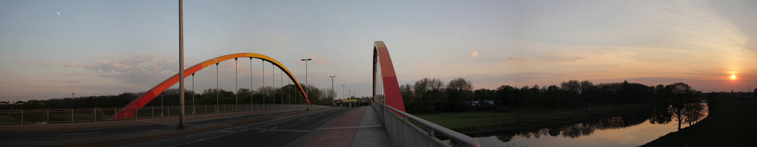 Ackerfährbrücke in Duisburg