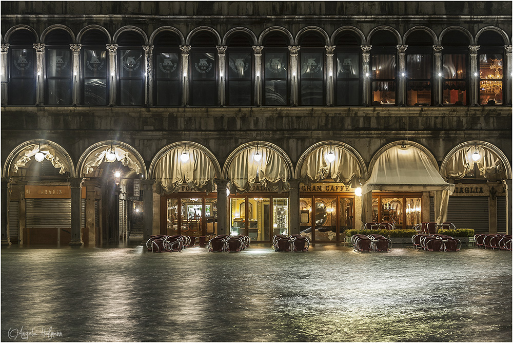 acqua alta di notte