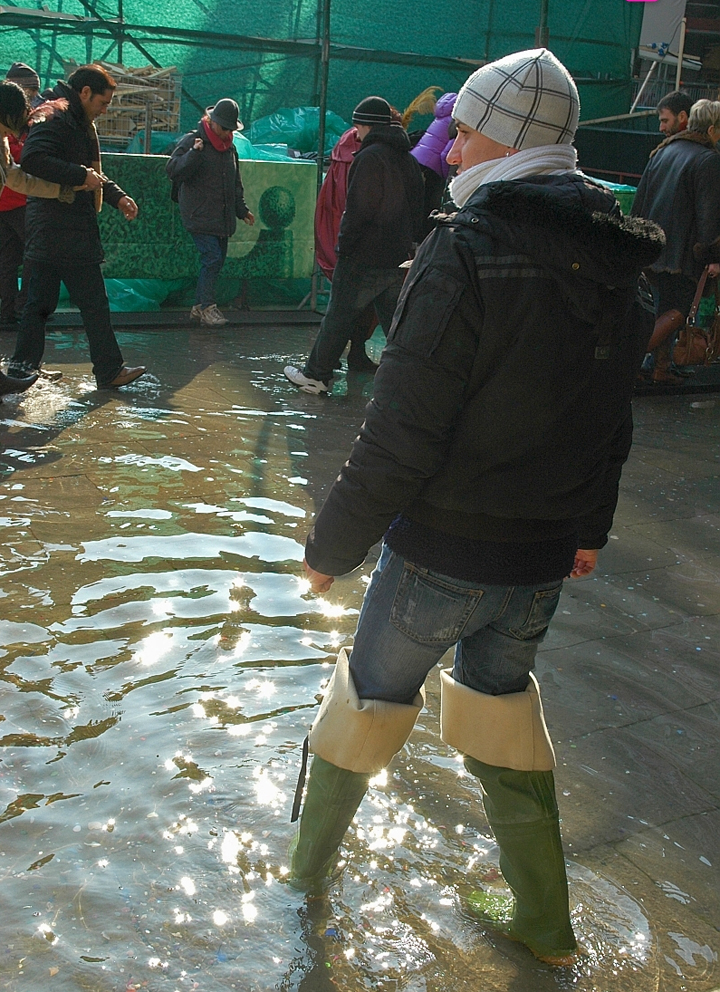 Acqua alta und Gummistiefel