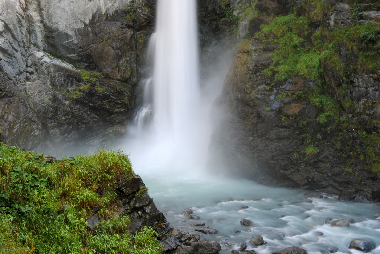 acqua che scorre Foto % Immagini| paesaggi, montagna, valle d'aosta