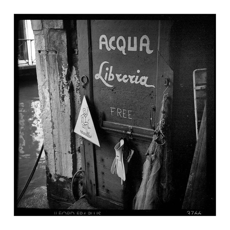 Acqua Libreria Free