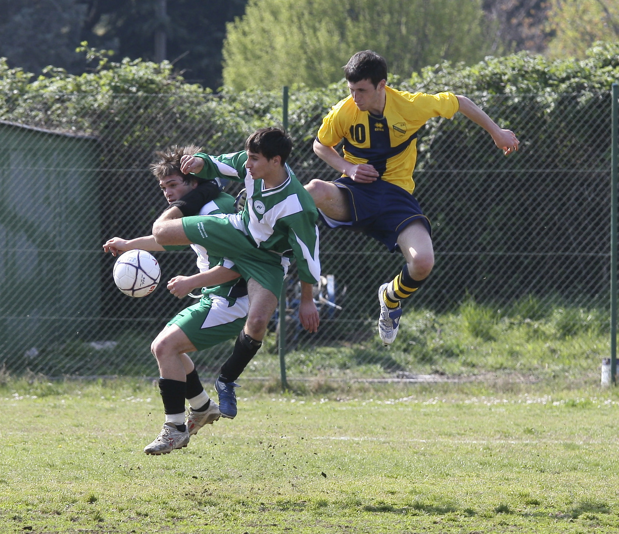 Acrobazie calcistiche