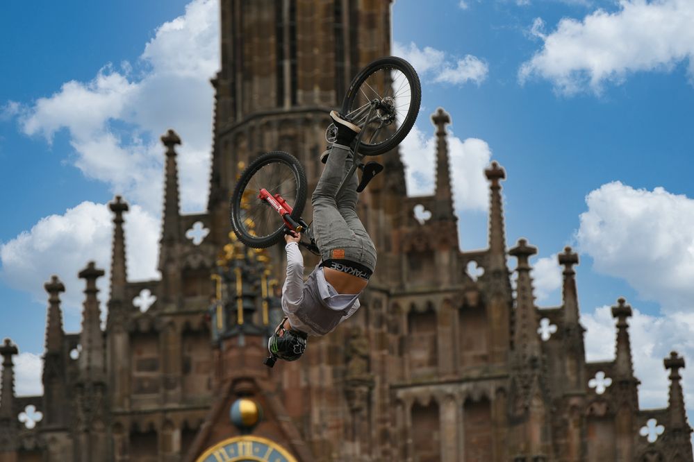 Batman auf zwei Rädern: Das 14-Zoll-Fahrrad für kleine Superhelden – Ein Ratgeber für Eltern