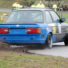 Action beim Slalom - BMW 320iS E30