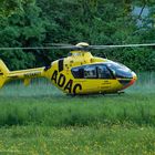 ADAC-Hubschrauber beim Take-off 