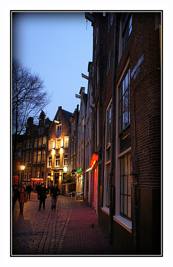 A'dam - Oudekerksplein - Red light district.