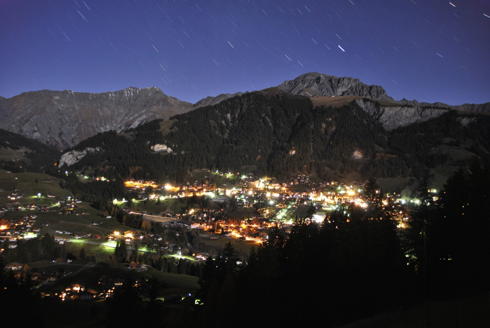 Adelboden bei Nacht