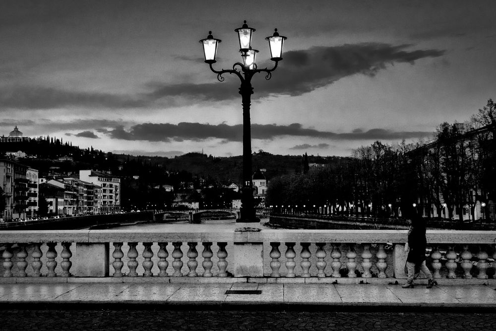 Adige al tramonto, Verona