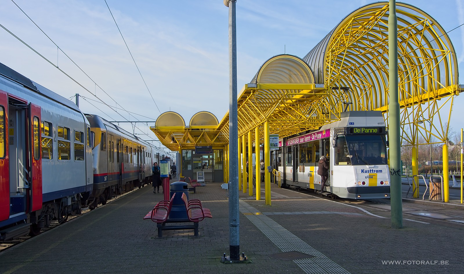 Adinkerke Station