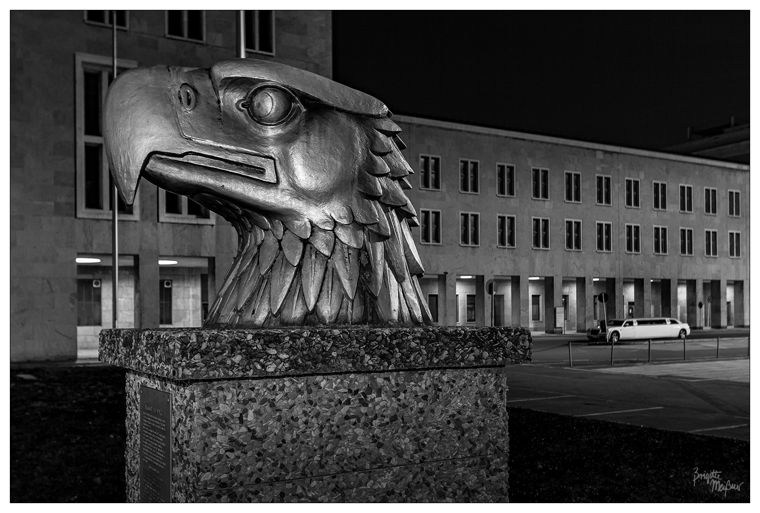 Adler - Flughafen Tempelhof Berlin