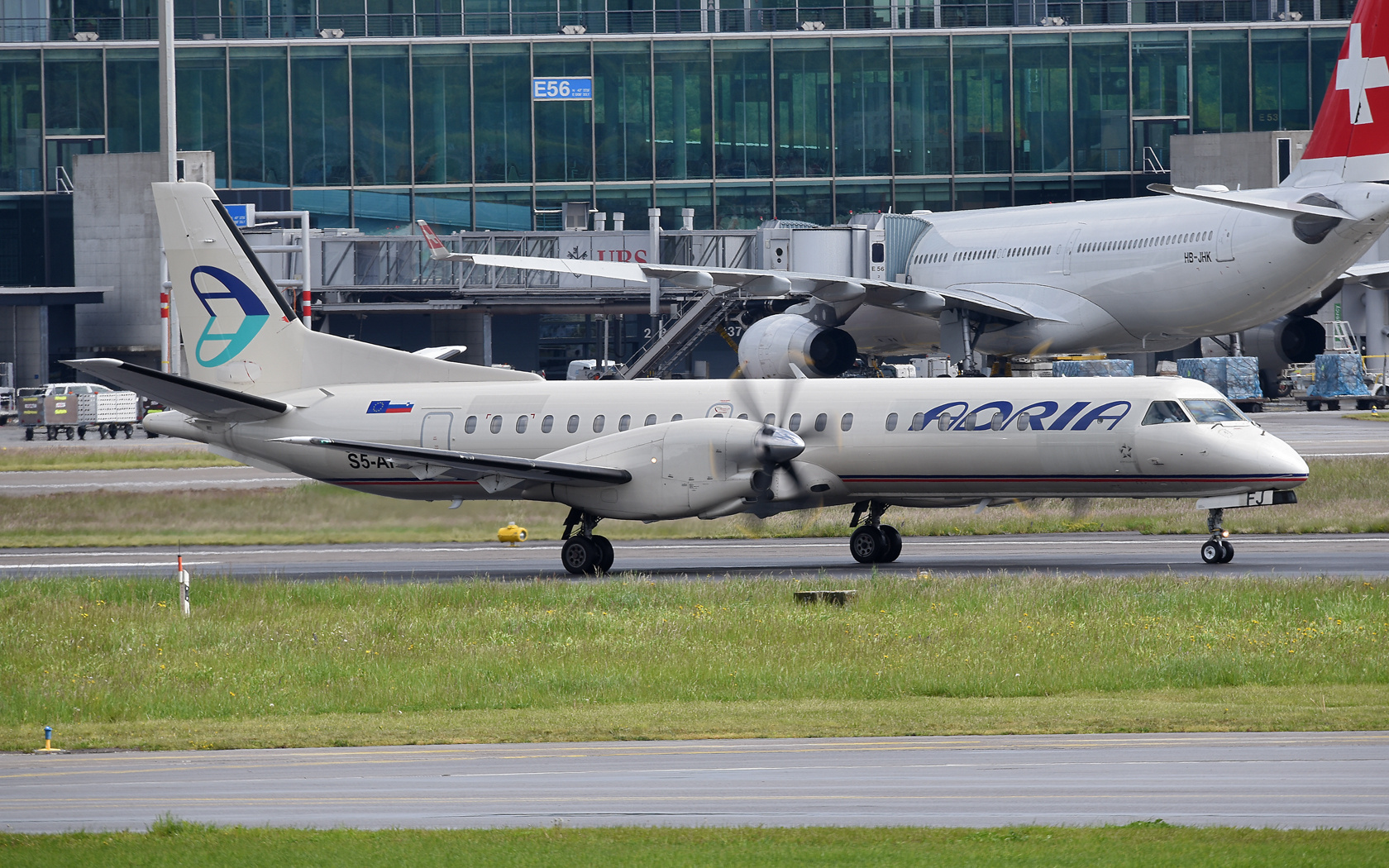  Adria Airways  Saab 2000 S5-AFJ 