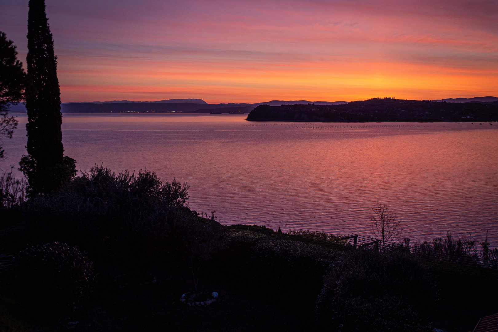 ADRIATISCHES MORGENGLÜHEN 