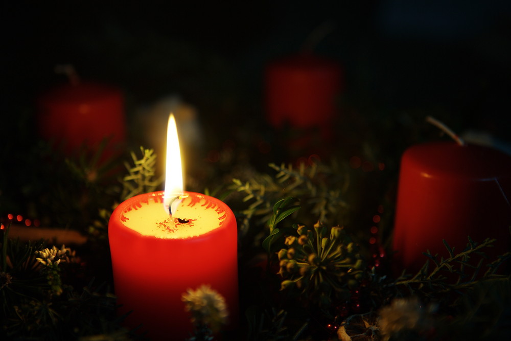 Advent Advent ein Lichtlein brennt