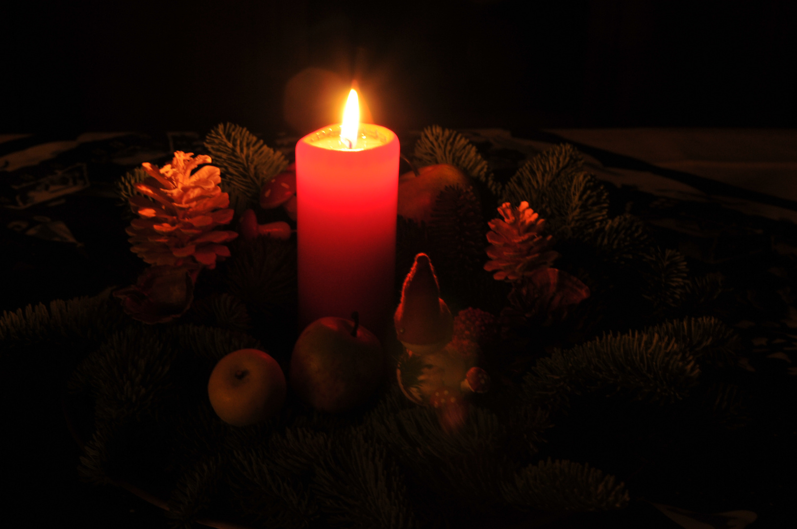 Advent, Advent, ein Lichtlein brennt