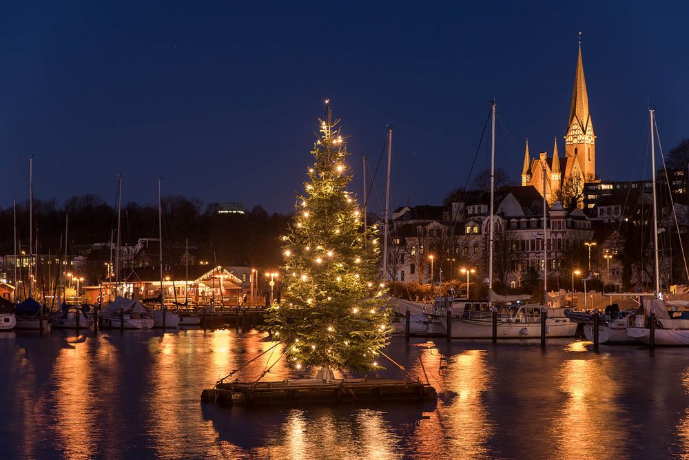 Advent am Hafen Foto & Bild weihnachten, world, hafen Bilder auf