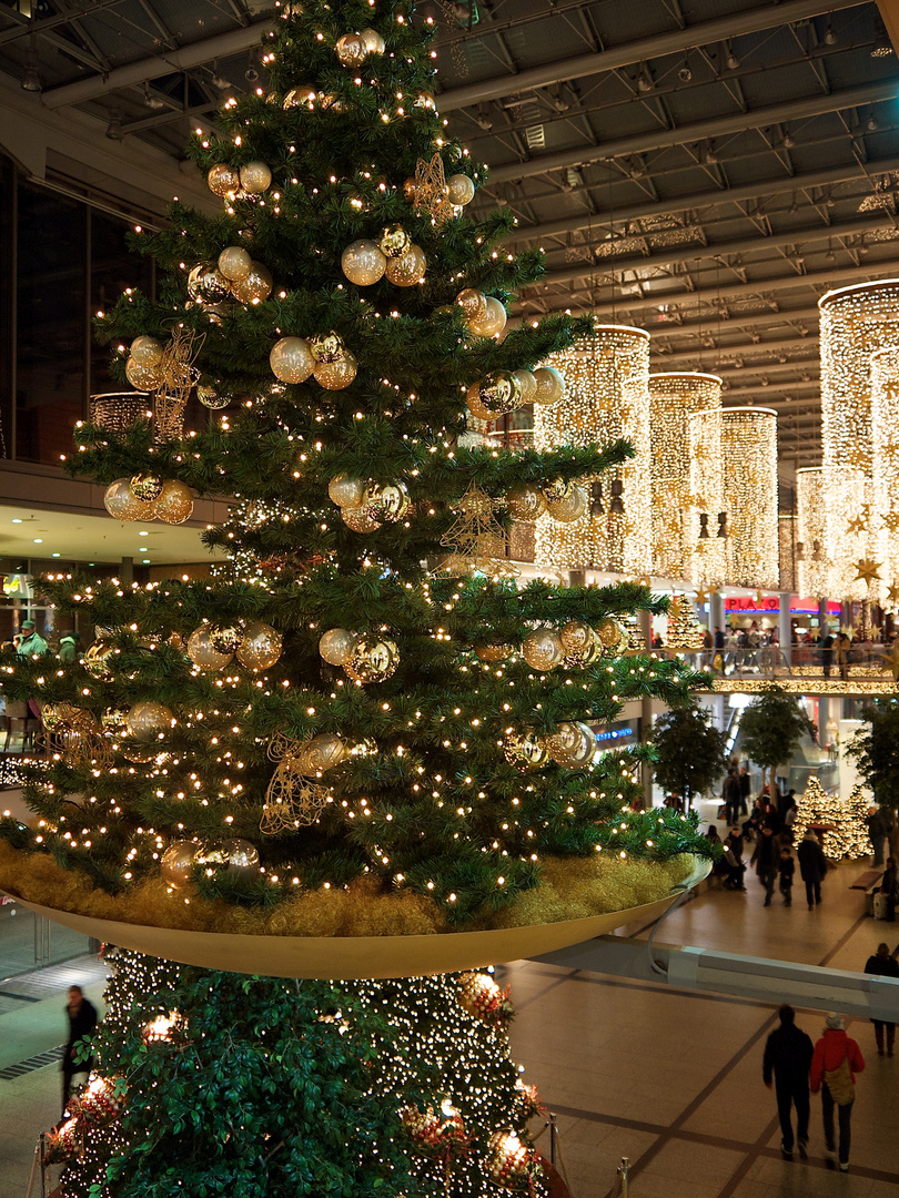 Advent in den "Potsdamer Platz-Arkaden"