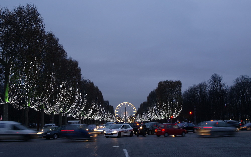Advent in Paris, Avenue des Champs Élysées