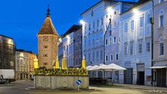 Advent Kranz am Stadtbrunnen, Wels