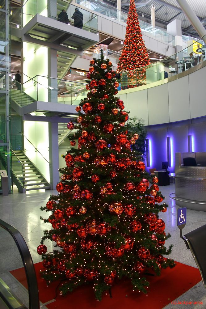 Advent und Einstimmung auf Weihnachten am Flughafen in Düsseldorf