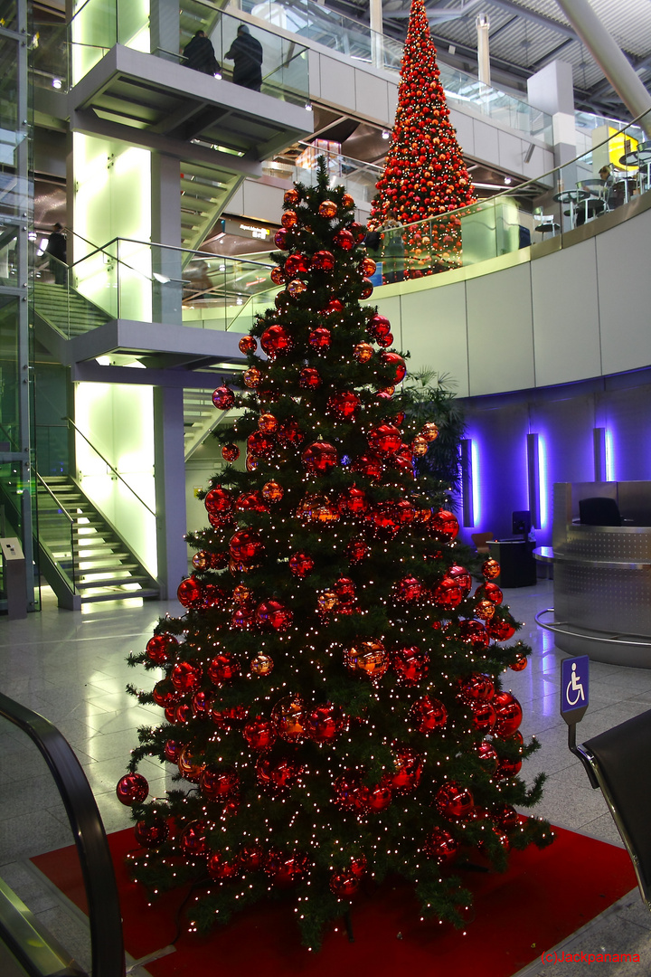 Advent und Einstimmung auf Weihnachten am Flughafen in Düsseldorf