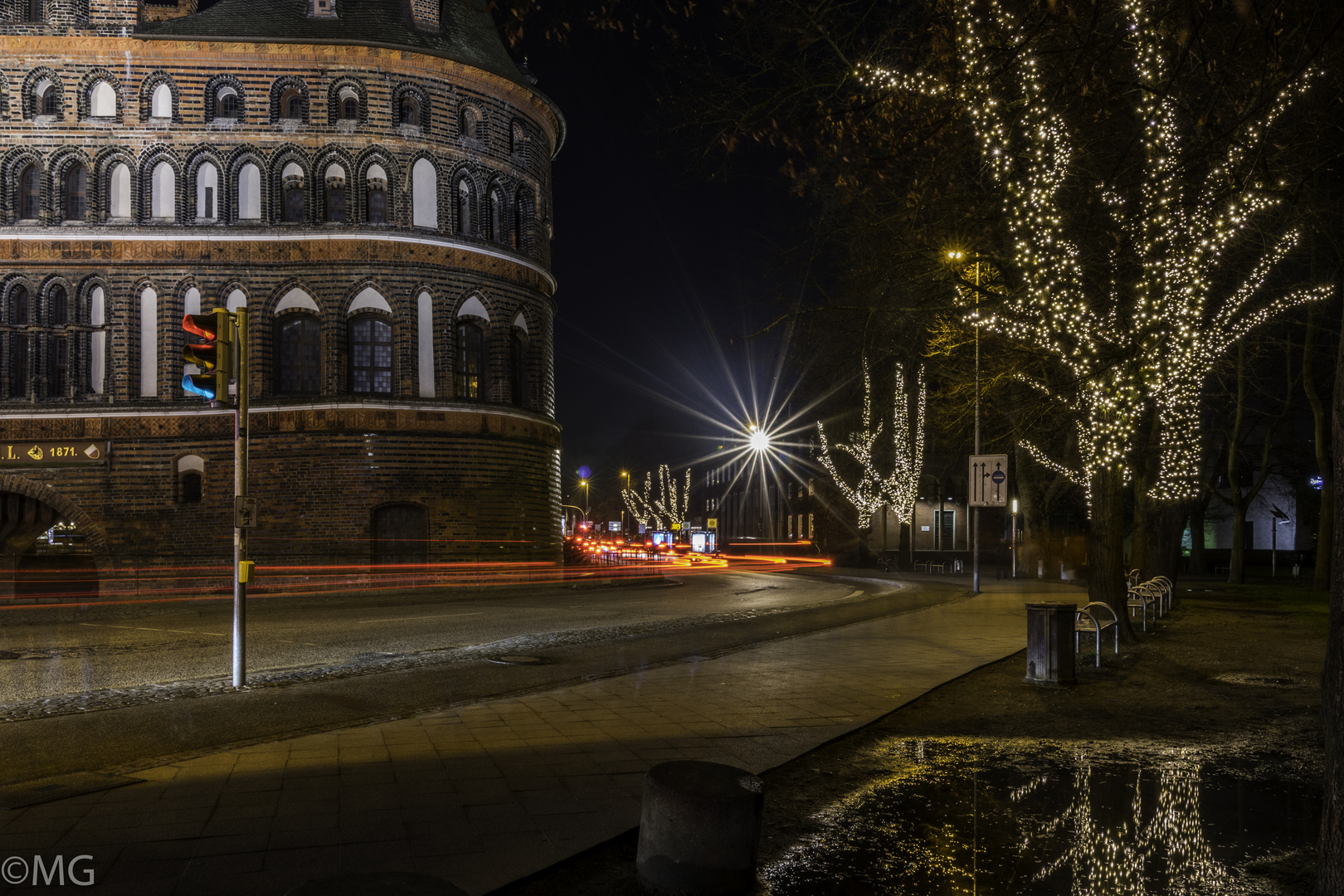 Advent,Advent ......... Weihnachtsbeleuchtung am Holstentor