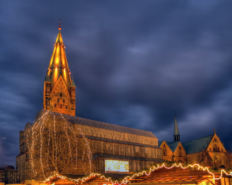 Adventbeleuchtung am Dom Paderborn