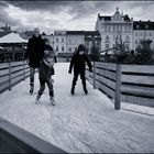 Adventmarkt, Eislaufen.